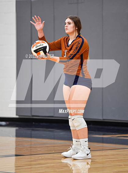 Thumbnail 3 in Caldwell vs Burton photogallery.