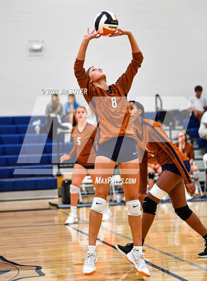 Thumbnail 3 in Caldwell vs Burton photogallery.