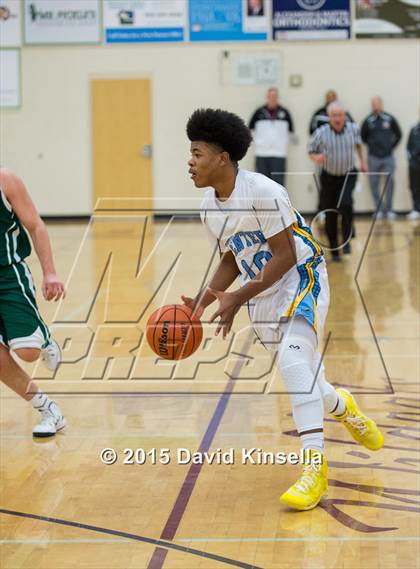Thumbnail 3 in Center vs. Argonaut (Whitney Holiday Classic) photogallery.