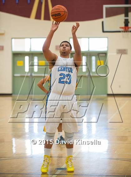 Thumbnail 3 in Center vs. Argonaut (Whitney Holiday Classic) photogallery.