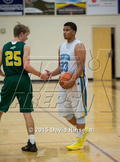 Thumbnail 2 in Center vs. Argonaut (Whitney Holiday Classic) photogallery.