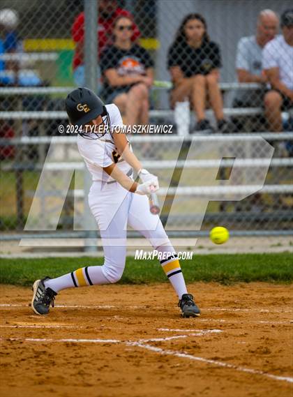 Thumbnail 2 in Gretna East vs. Hastings photogallery.