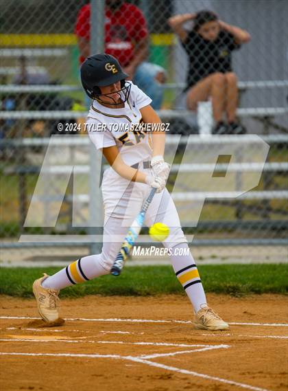 Thumbnail 1 in Gretna East vs. Hastings photogallery.