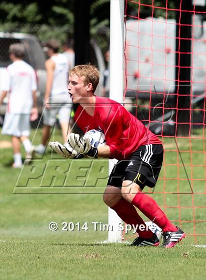 Thumbnail 3 in St. Louis University @ Chaminade photogallery.