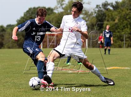 Thumbnail 1 in St. Louis University @ Chaminade photogallery.