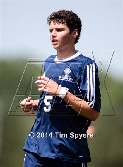 Thumbnail 3 in St. Louis University @ Chaminade photogallery.