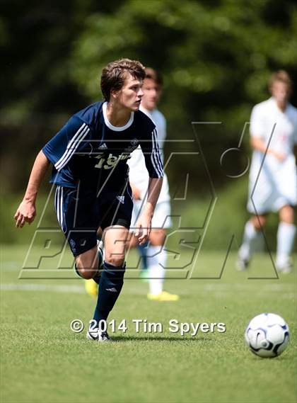 Thumbnail 1 in St. Louis University @ Chaminade photogallery.