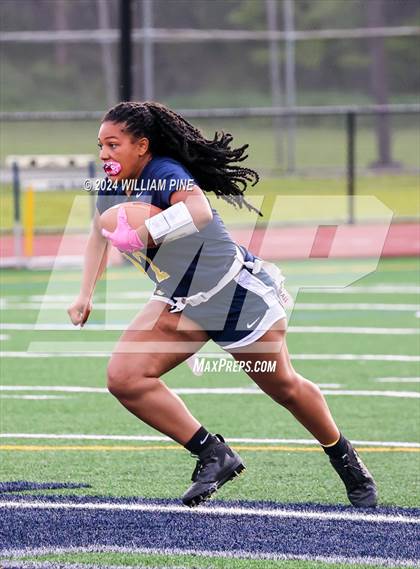 Thumbnail 2 in Kingston vs Pine Bush (Section 9 Large School Quarter Final) photogallery.