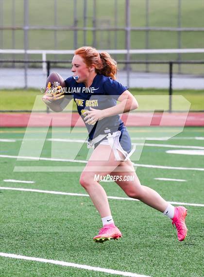 Thumbnail 2 in Kingston vs Pine Bush (Section 9 Large School Quarter Final) photogallery.