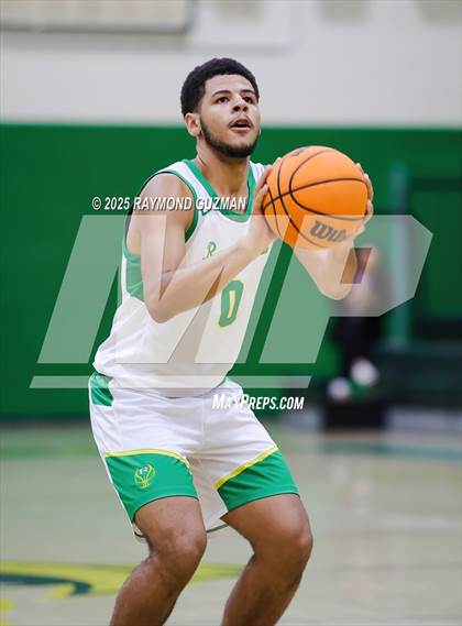 Thumbnail 1 in Redwood @ Roosevelt photogallery.