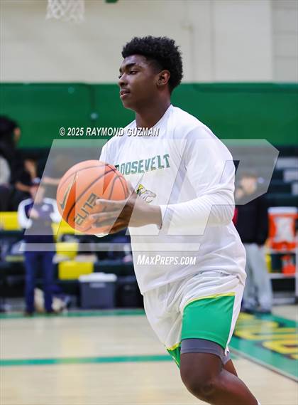 Thumbnail 3 in Redwood @ Roosevelt photogallery.