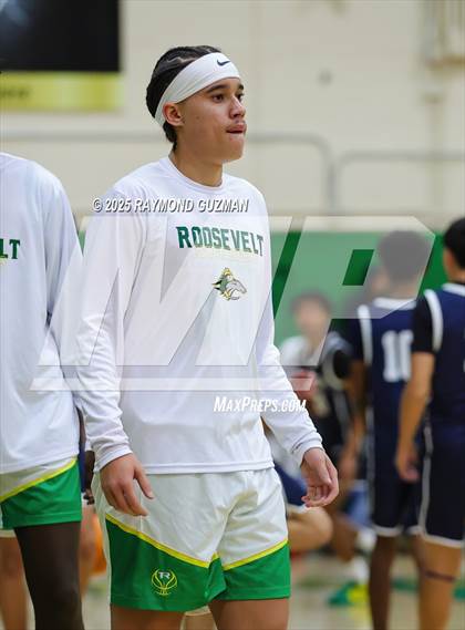 Thumbnail 1 in Redwood @ Roosevelt photogallery.