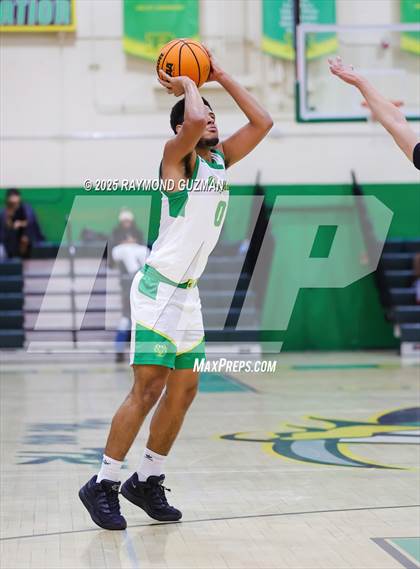 Thumbnail 1 in Redwood @ Roosevelt photogallery.