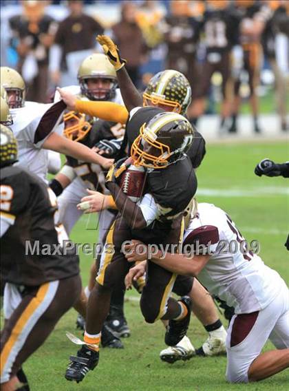 Thumbnail 1 in Bishop's vs. Parker (CIF SDS D5 Final) photogallery.