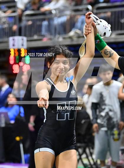 Thumbnail 1 in UIL Wrestling 5A-6A Finals (3rd-5th Place Bouts) photogallery.