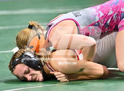 Thumbnail 2 in UIL Wrestling 5A-6A Finals (3rd-5th Place Bouts) photogallery.