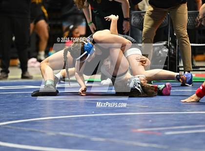 Thumbnail 1 in UIL Wrestling 5A-6A Finals (3rd-5th Place Bouts) photogallery.