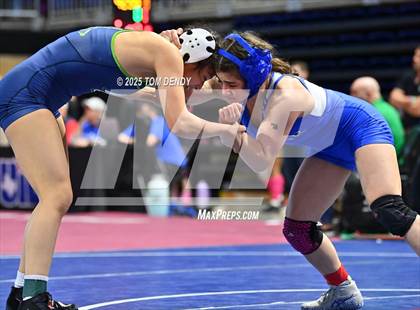 Thumbnail 1 in UIL Wrestling 5A-6A Finals (3rd-5th Place Bouts) photogallery.