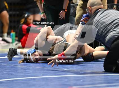 Thumbnail 2 in UIL Wrestling 5A-6A Finals (3rd-5th Place Bouts) photogallery.