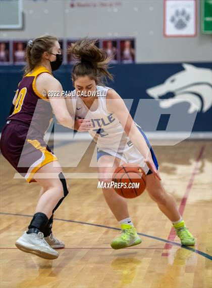 Thumbnail 1 in Toutle Lake vs South Bend (WIAA 2B District Playoff) photogallery.