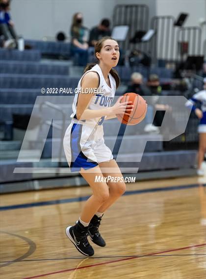 Thumbnail 1 in Toutle Lake vs South Bend (WIAA 2B District Playoff) photogallery.