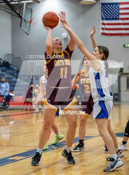 Thumbnail 1 in Toutle Lake vs South Bend (WIAA 2B District Playoff) photogallery.