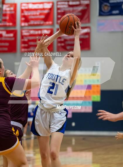 Thumbnail 1 in Toutle Lake vs South Bend (WIAA 2B District Playoff) photogallery.