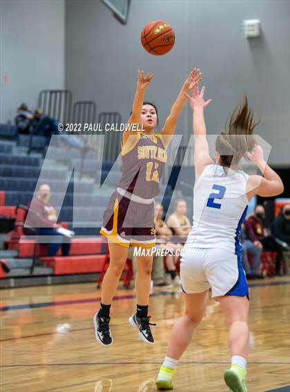 Thumbnail 3 in Toutle Lake vs South Bend (WIAA 2B District Playoff) photogallery.
