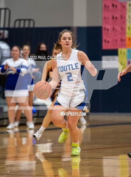 Thumbnail 1 in Toutle Lake vs South Bend (WIAA 2B District Playoff) photogallery.