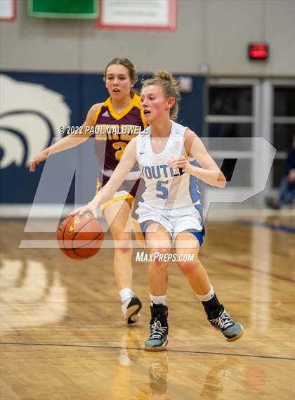 Thumbnail 1 in Toutle Lake vs South Bend (WIAA 2B District Playoff) photogallery.