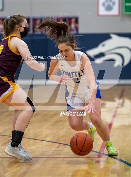 Thumbnail 3 in Toutle Lake vs South Bend (WIAA 2B District Playoff) photogallery.