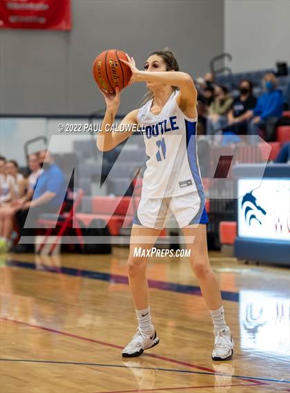 Thumbnail 1 in Toutle Lake vs South Bend (WIAA 2B District Playoff) photogallery.