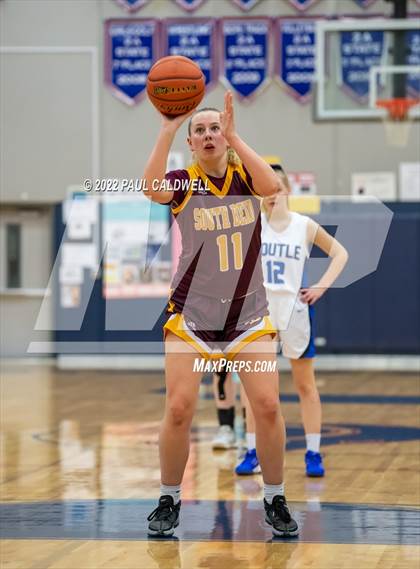 Thumbnail 1 in Toutle Lake vs South Bend (WIAA 2B District Playoff) photogallery.