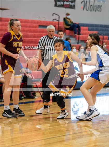 Thumbnail 1 in Toutle Lake vs South Bend (WIAA 2B District Playoff) photogallery.