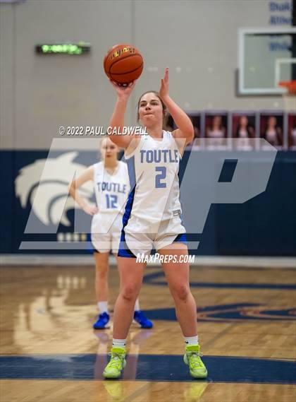 Thumbnail 1 in Toutle Lake vs South Bend (WIAA 2B District Playoff) photogallery.