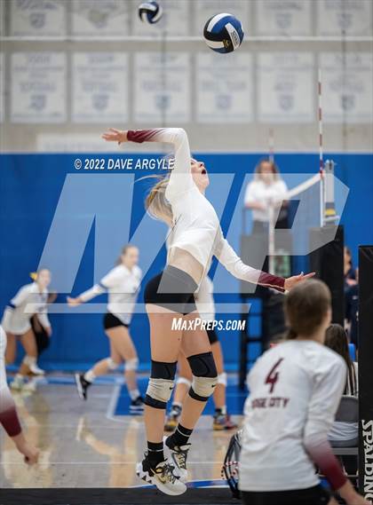 Thumbnail 3 in Northridge vs Timpanogos (Claim Jumper Tournament) photogallery.