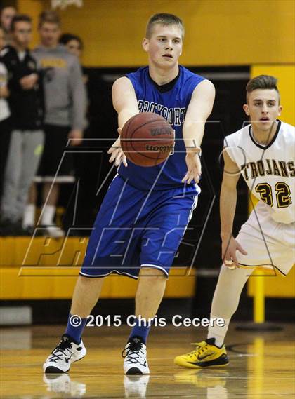 Thumbnail 1 in Brockport @ Greece Athena photogallery.