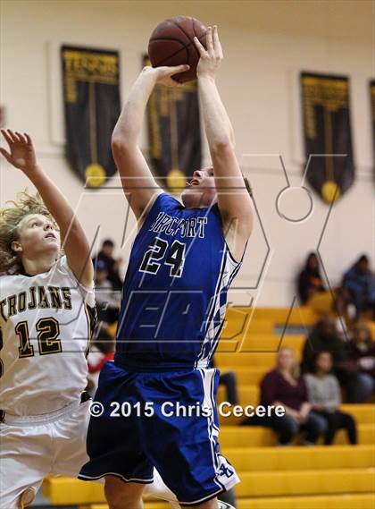 Thumbnail 1 in Brockport @ Greece Athena photogallery.