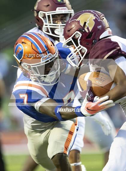 Thumbnail 3 in DeSmet Jesuit @ East St. Louis photogallery.