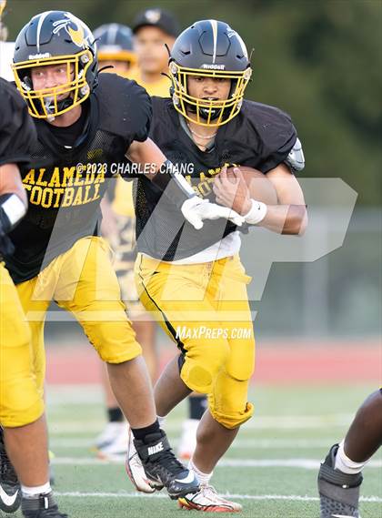 Thumbnail 1 in Alameda vs Berean Christian (Scrimmage) photogallery.