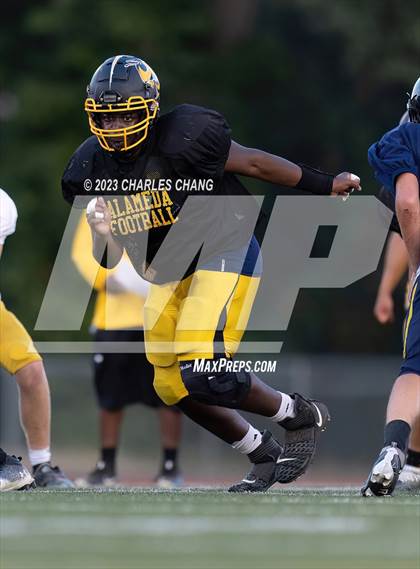 Thumbnail 2 in Alameda vs Berean Christian (Scrimmage) photogallery.
