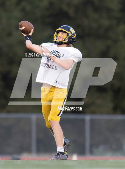 Thumbnail 2 in Alameda vs Berean Christian (Scrimmage) photogallery.