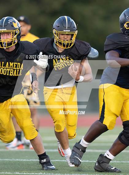 Thumbnail 1 in Alameda vs Berean Christian (Scrimmage) photogallery.