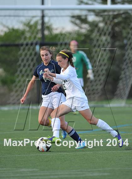 Thumbnail 2 in Standley Lake vs. Mountain Vista (CHSAA 5A Round 2) photogallery.