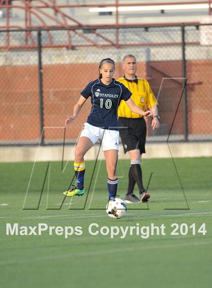 Thumbnail 2 in Standley Lake vs. Mountain Vista (CHSAA 5A Round 2) photogallery.