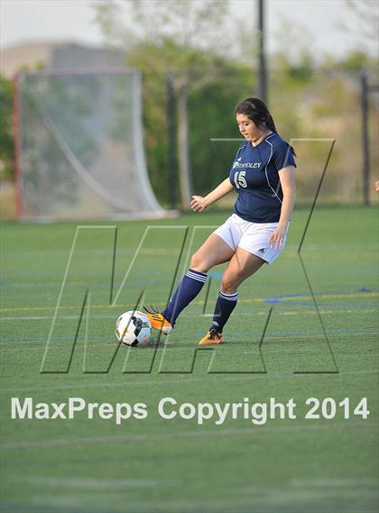 Thumbnail 2 in Standley Lake vs. Mountain Vista (CHSAA 5A Round 2) photogallery.