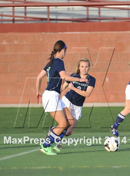 Thumbnail 2 in Standley Lake vs. Mountain Vista (CHSAA 5A Round 2) photogallery.