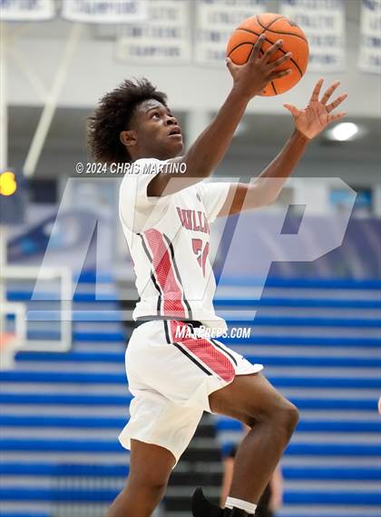 Thumbnail 3 in Harlem vs Curtis Baptist (100 Black Men of Augusta Thanksgiving Classic) photogallery.