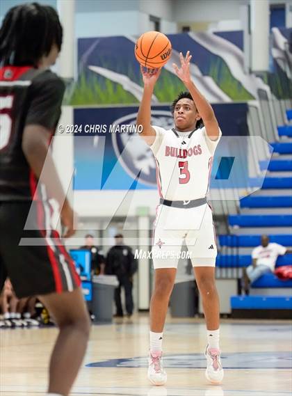 Thumbnail 2 in Harlem vs Curtis Baptist (100 Black Men of Augusta Thanksgiving Classic) photogallery.