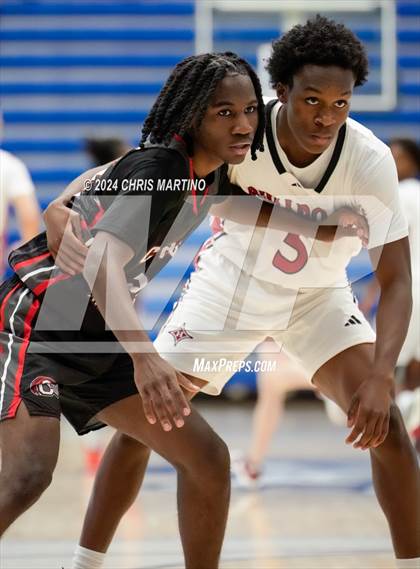 Thumbnail 2 in Harlem vs Curtis Baptist (100 Black Men of Augusta Thanksgiving Classic) photogallery.